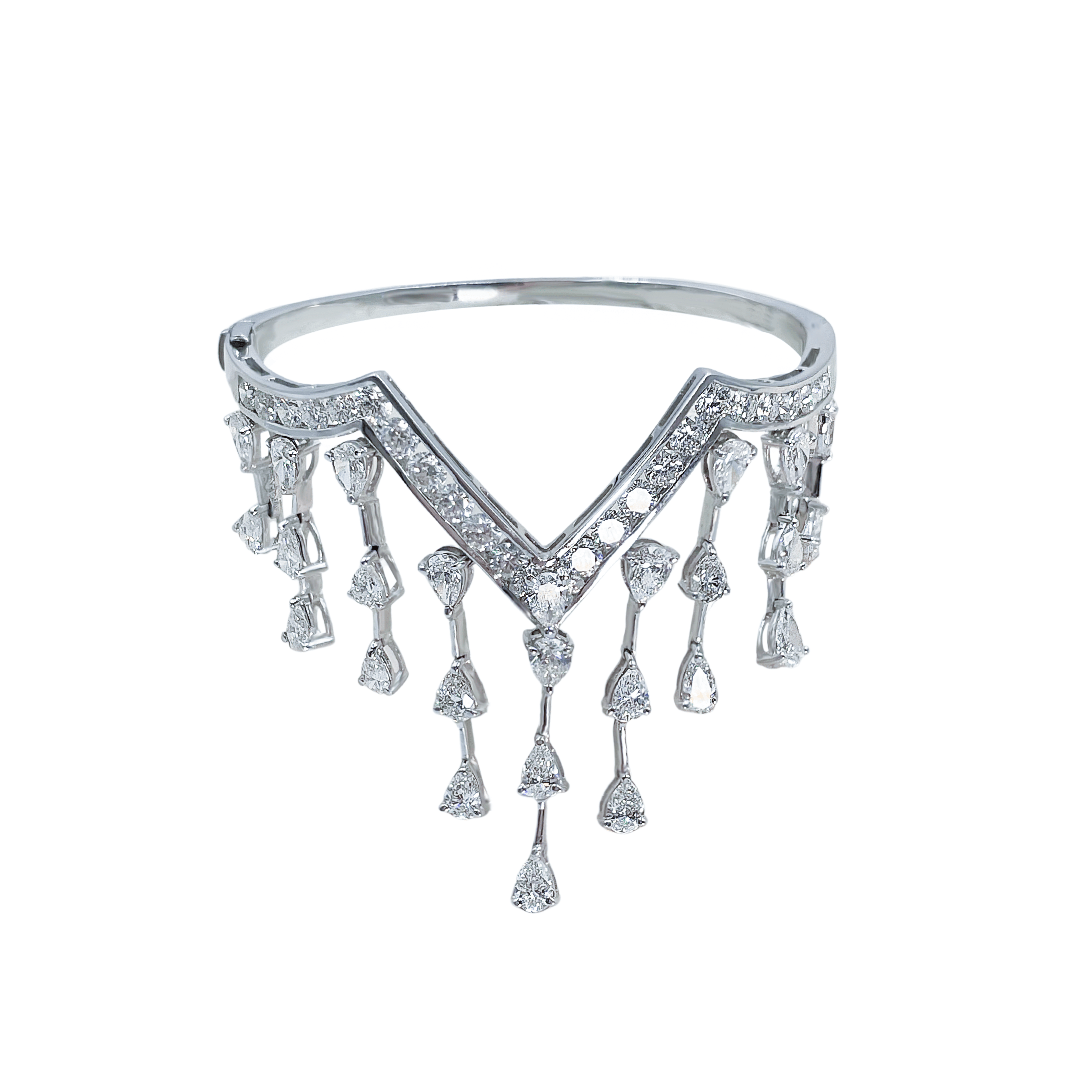 Elegant #Bracelet from #TheHouseofMBj ingeniously crafted with dazzling # diamonds in intricately un… | Diamond bracelet design, Ladies bangles, Gold  jewelry fashion